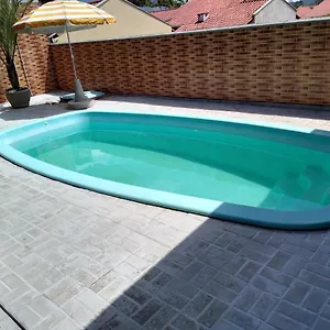 Casa Com Piscina Brusque