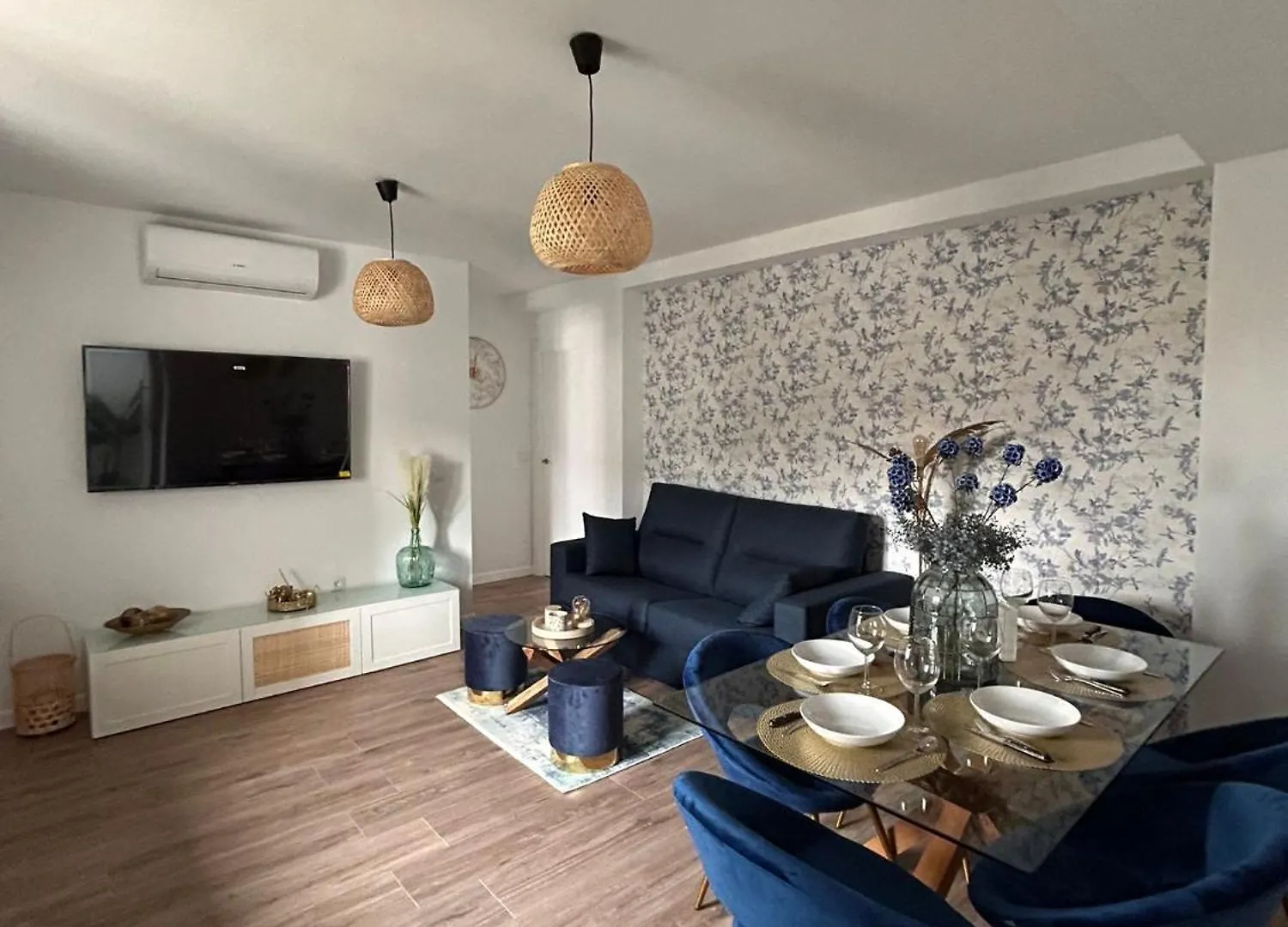 Apartamentos Amanecer ロンダ 0*,  スペイン